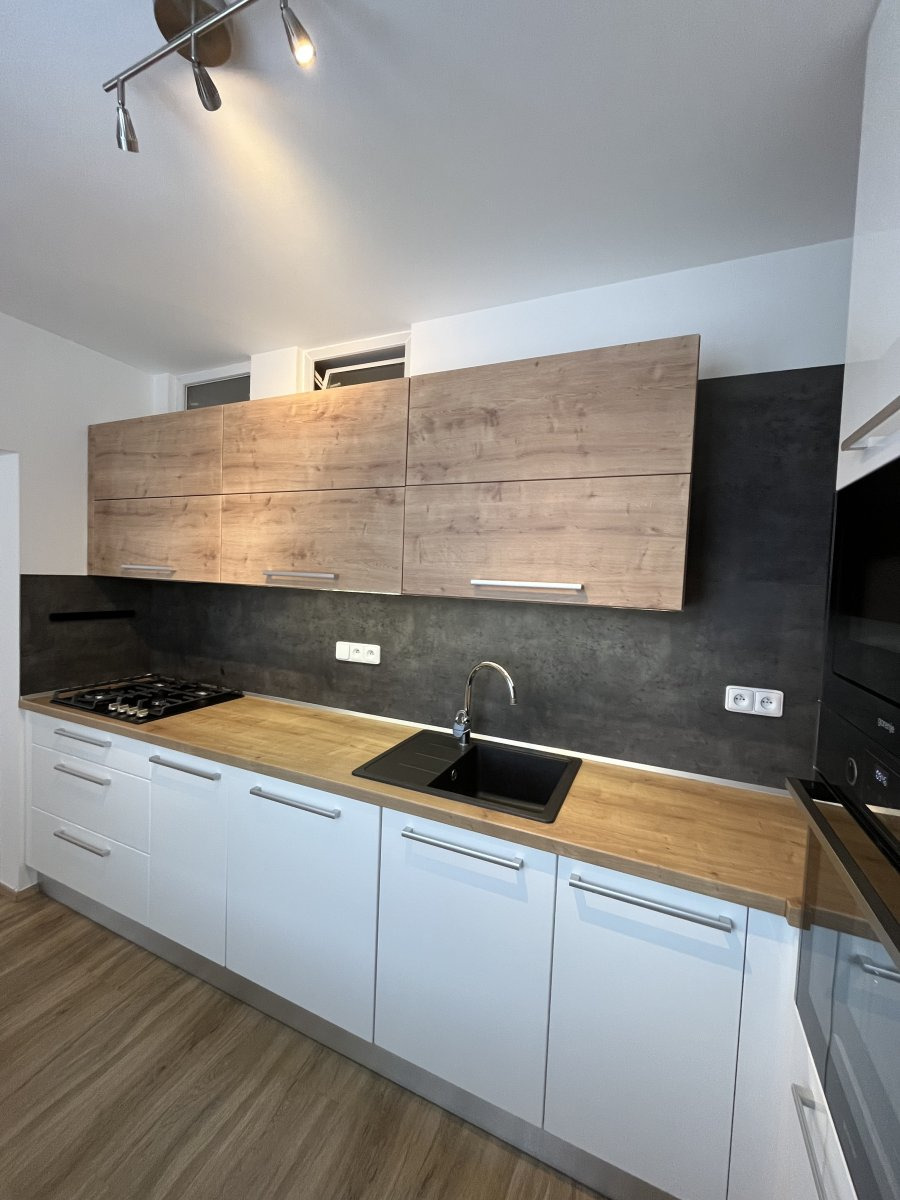 Podnájem zrekonstruovaného bytu 3+kk, tř. Kosmonautů, Hodolany, Olomouc, 18 000 Kč/měsíc, 60 m2