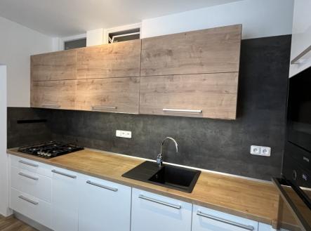 Pronájem bytu, 3+kk, 60 m²