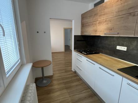 Pronájem bytu, 3+kk, 60 m²