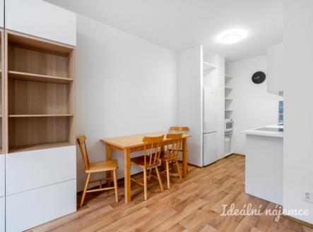 Pronájem bytu, 2+kk, 42 m²