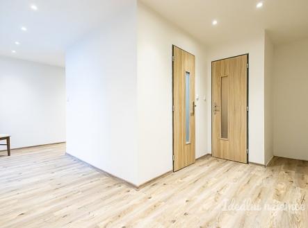 Pronájem bytu, 3+kk, 67 m²