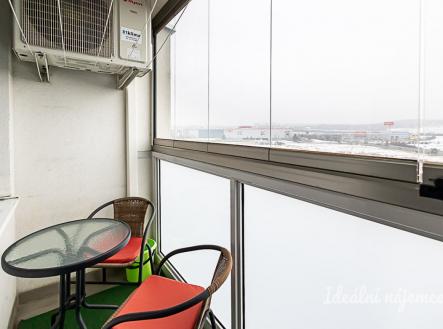 Pronájem bytu, 3+kk, 67 m²