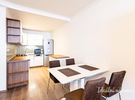 Pronájem bytu, 3+kk, 67 m²