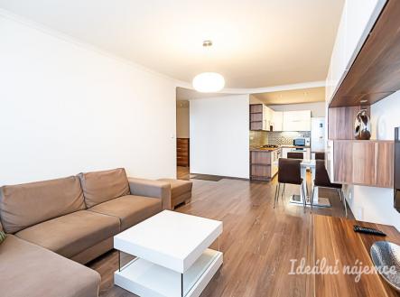 Pronájem bytu, 3+kk, 67 m²