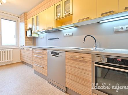 Pronájem bytu, 3+1, 64 m²