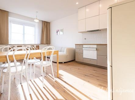Pronájem bytu, 2+kk, 55 m²