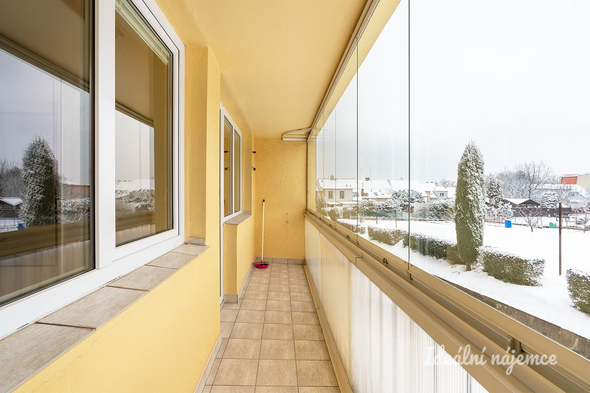 Pronájem bytu 2+1, Čumpelíkova, Kobylisy, 20900 Kč/měs, 57 m2