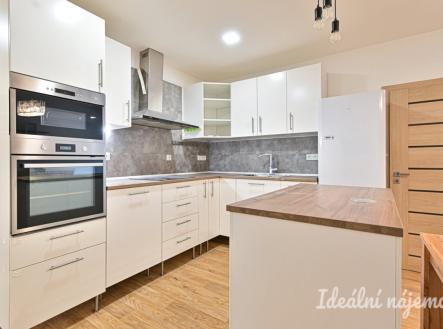 Pronájem bytu, 3+kk, 82 m²