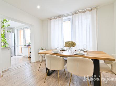 Pronájem bytu, 3+kk, 81 m²