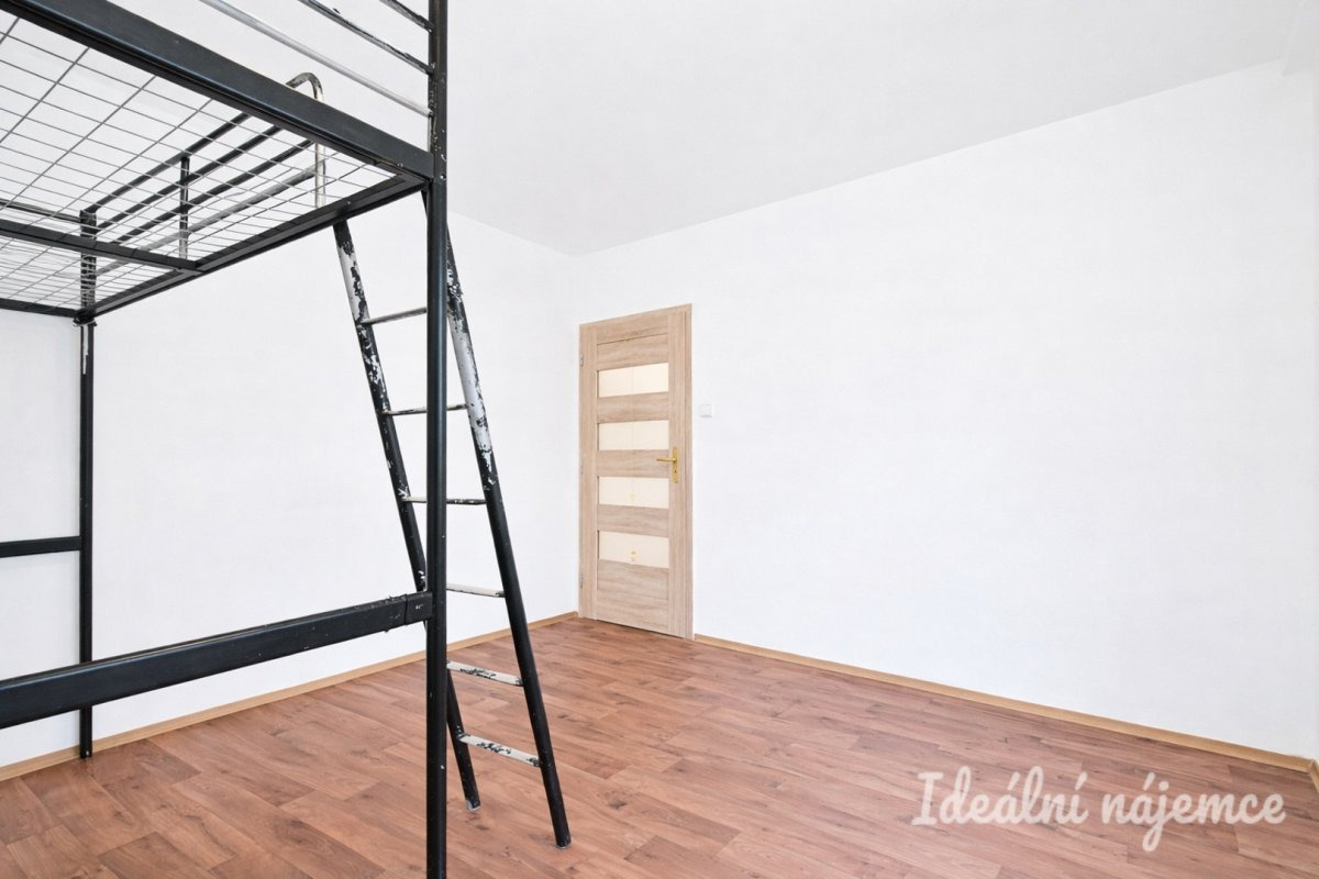 Pronájem bytu 1+kk, Slovákova, Veveří, 15.000 Kč/měs, 24 m2