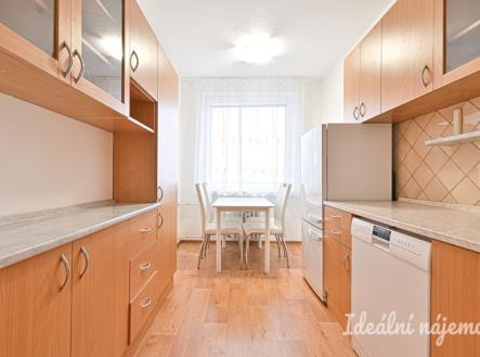 Pronájem bytu, 3+1, 73 m²