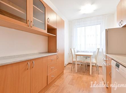 Pronájem bytu, 3+1, 73 m²