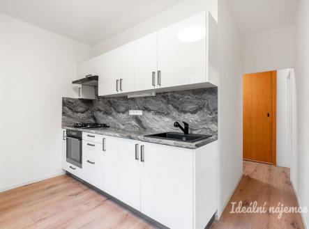 Pronájem bytu, 2+1, 50 m²