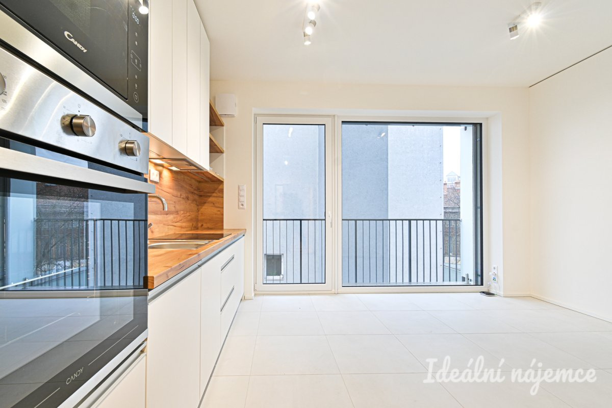 Pronájem bytu 1+kk, Koliště, Zábrdovice,  Kč/měs, 23 m2