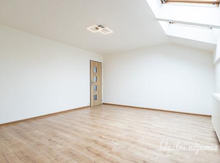 Pronájem bytu, 3+1, 74 m²