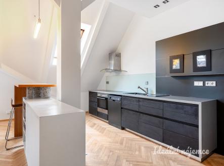 Pronájem bytu, 3+kk, 114 m²