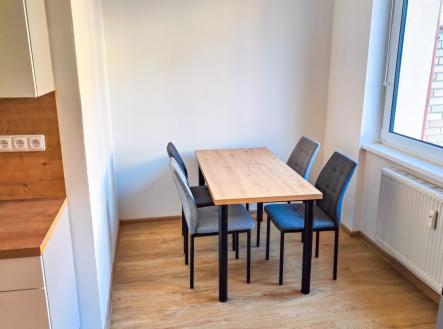 Pronájem bytu, 2+1, 65 m²