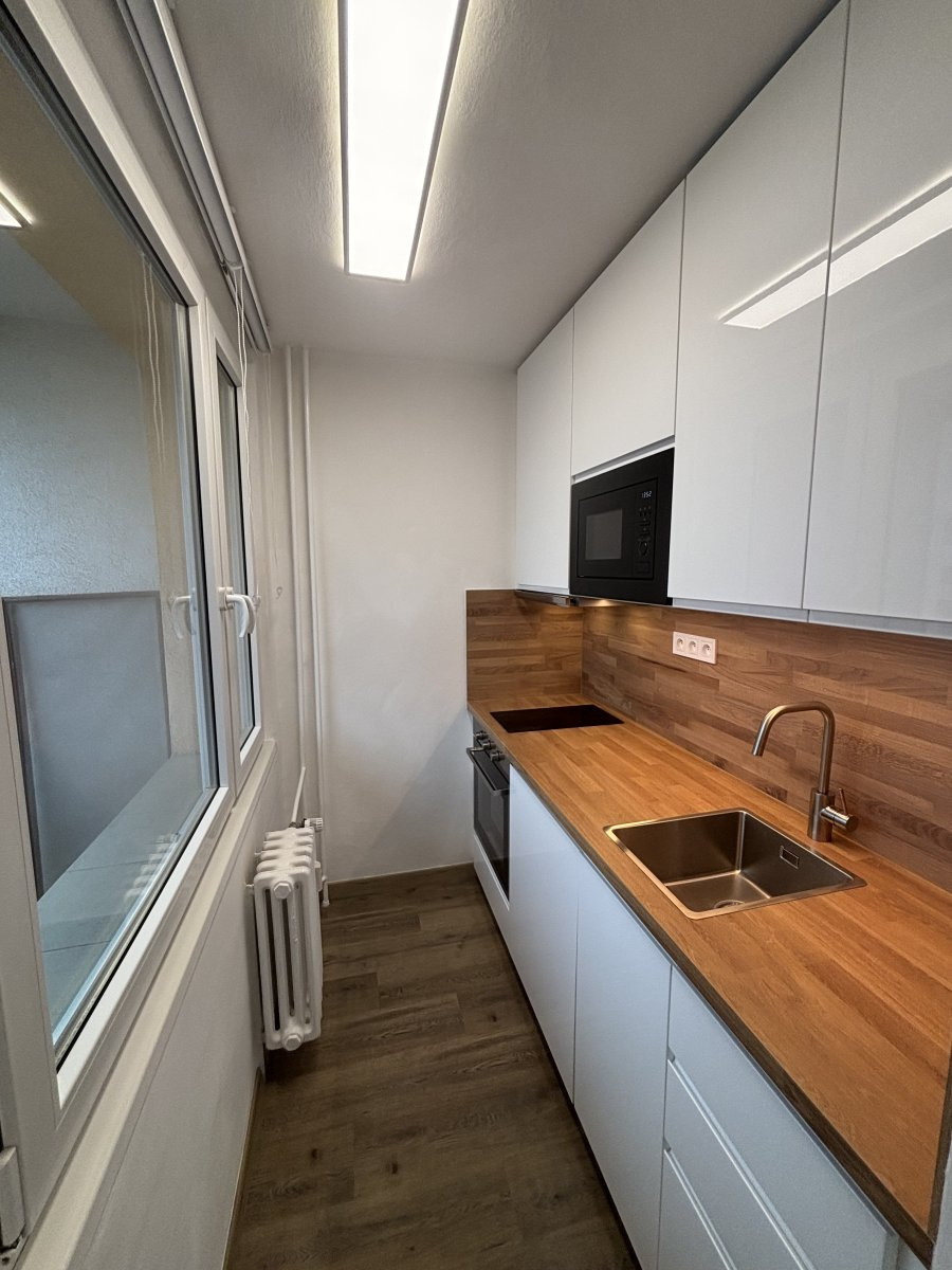 Pronájem bytu 1+kk, Palackého Třída, Pardubice, 14.500,-Kč/měs, 31 m2