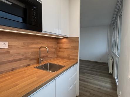 Pronájem bytu, 1+kk, 31 m² obrázek