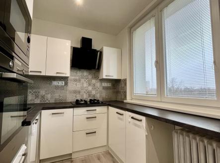 Pronájem bytu, 3+1, 74 m²