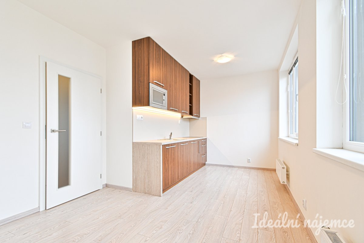 Pronájem bytu 1+kk, Markůvky, Bystrc, 14.900 Kč/měs, 25 m2