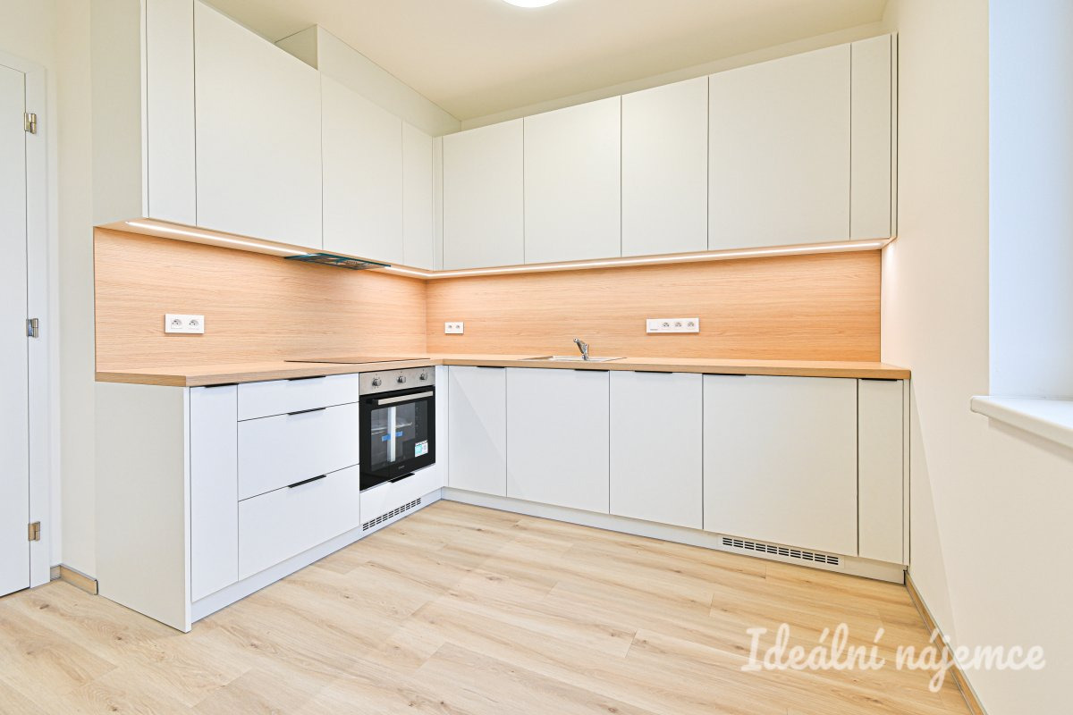 Pronájem bytu 2+kk, Jižní, Horní Heršpice, 17 900 Kč/měs, 36 m2