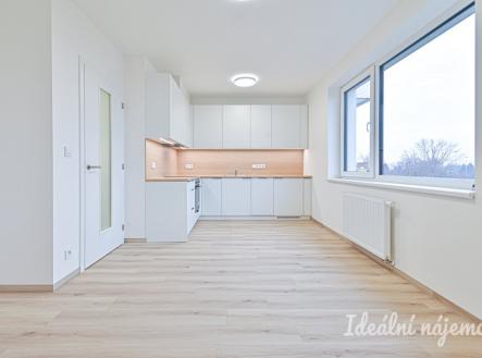 Pronájem bytu, 2+kk, 36 m²