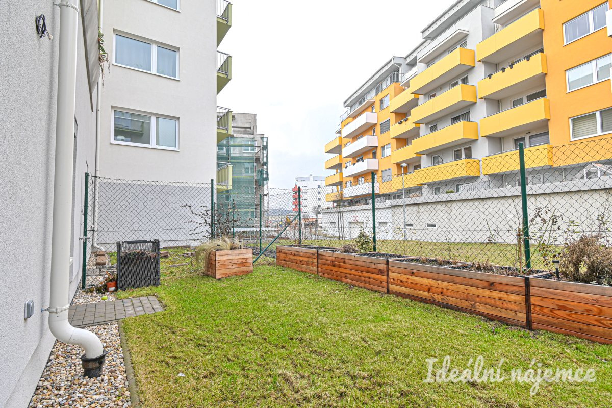 Pronájem bytu 3+kk, Křepelčí, Žebětín,  28.000 Kč/měs. s parkováním, 86 m2