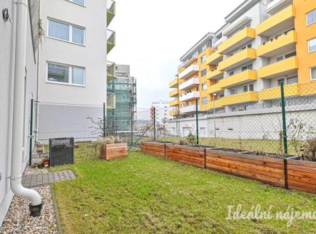Pronájem bytu, 3+kk, 86 m²