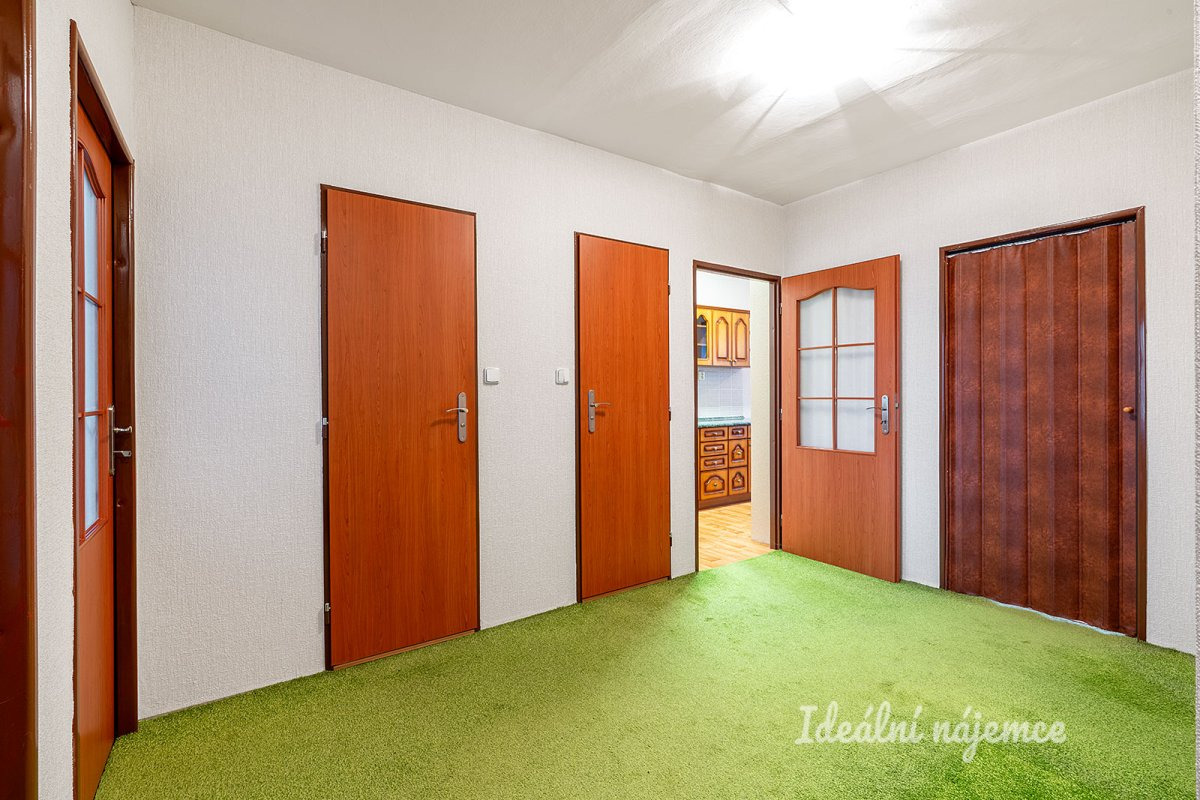 Pronájem bytu 3+1, Staňkovského, Čelákovice, 21900 Kč/měs, 73 m2