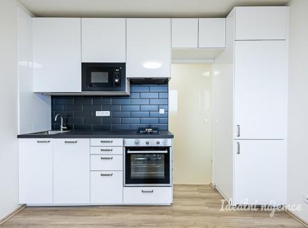 Pronájem bytu, 2+kk, 36 m²