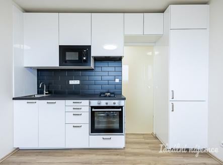 Pronájem bytu, 2+kk, 36 m²