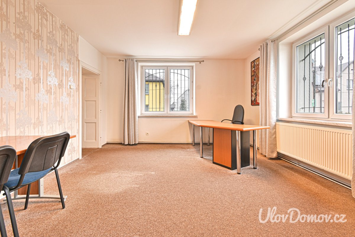 Dům k pronájmu, Lorišova, Kunčičky, 29900 Kč/měsíčně 320 m2