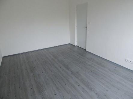 Pronájem bytu, 1+1, 37 m²