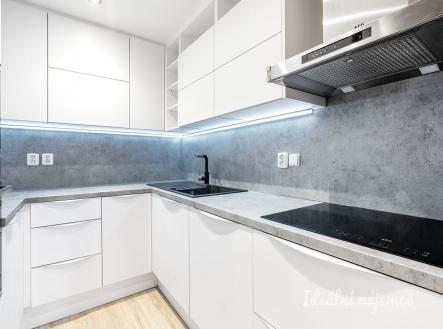 Pronájem bytu, 2+1, 39 m²