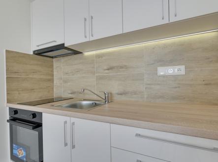 Pronájem bytu, 1+kk, 29 m²