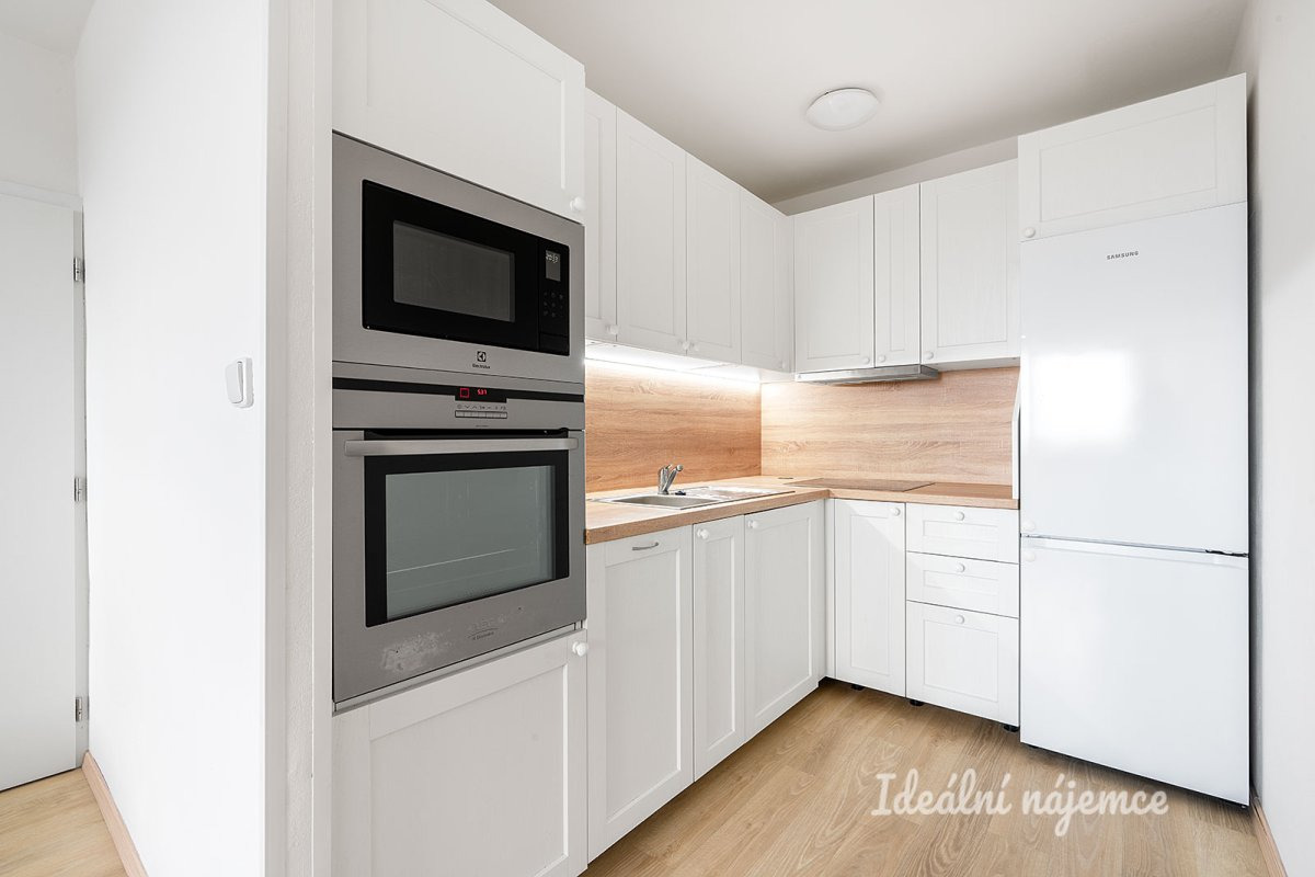 Pronájem bytu 2+kk, Na Chobotě, Řepy, 45 m2