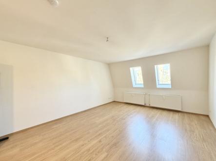 Pronájem bytu, 1+kk, 32 m²