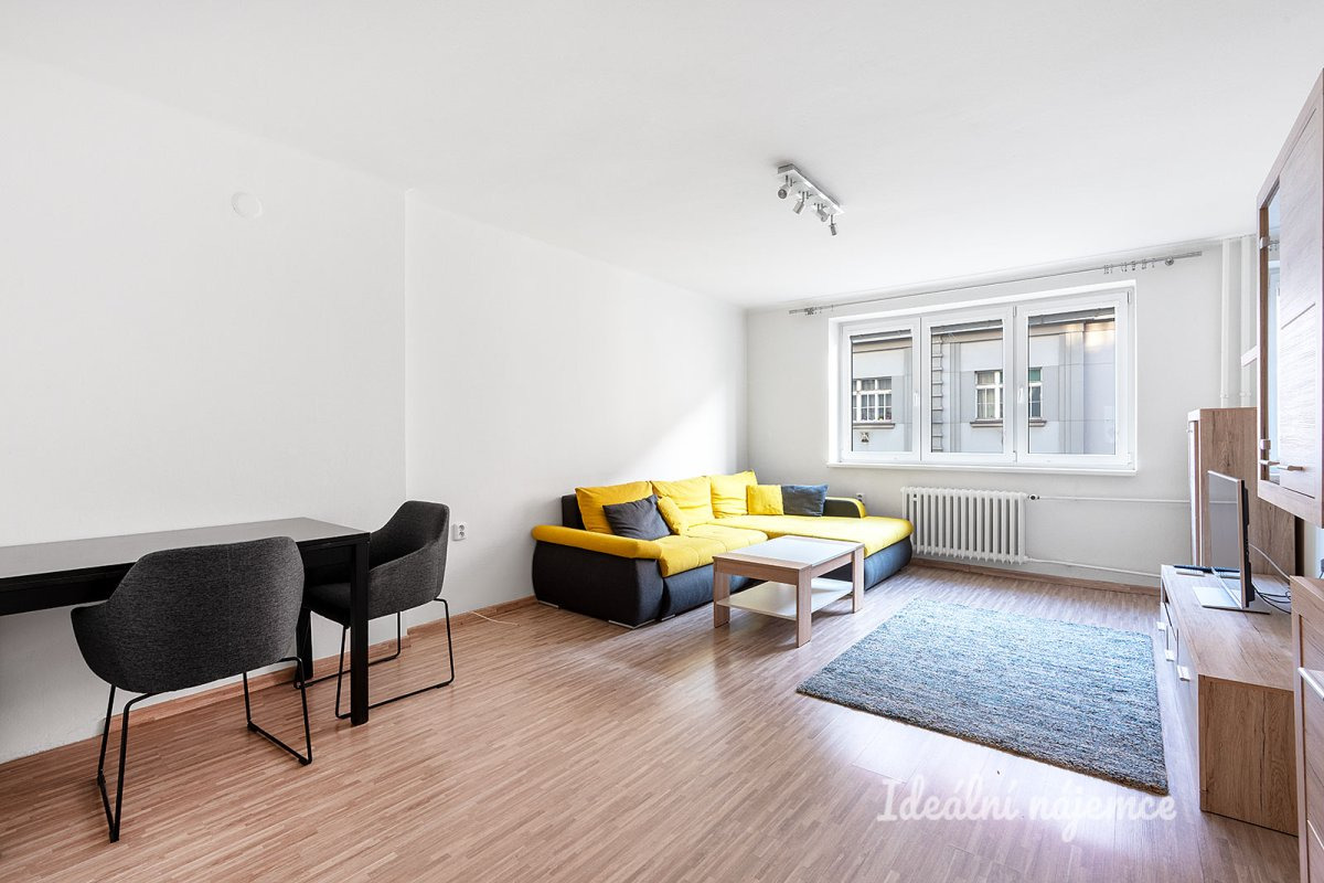 Pronájem bytu 2+1, Holandská, Vršovice, 23900 Kč/měs, 55 m2