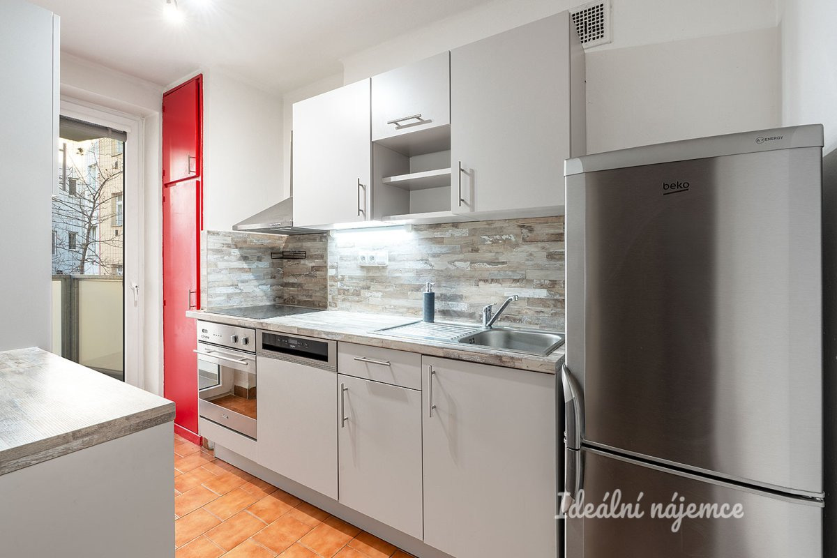 Pronájem bytu 2+1, Holandská, Vršovice, 21900 Kč/měs, 55 m2