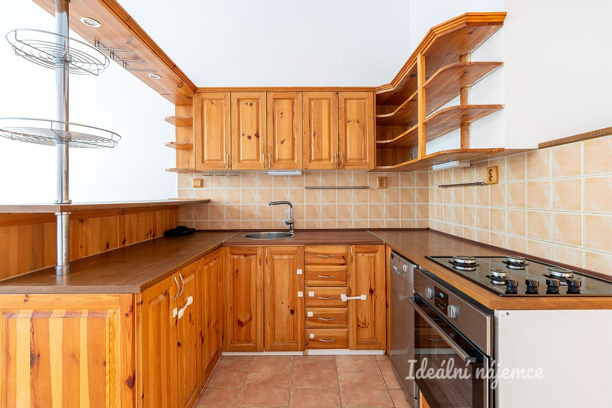 Pronájem bytu 1+1, Bořivojova, Žižkov, 20900 Kč/měs, 49 m2