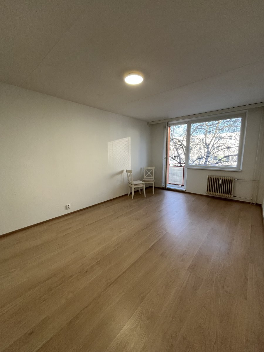 Pronájem bytu 1+1, Marie Pujmanové, Vrahovice, 9200 Kč/měs, 32 m2