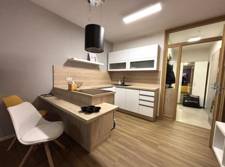 Pronájem bytu, 1+kk, 37 m²