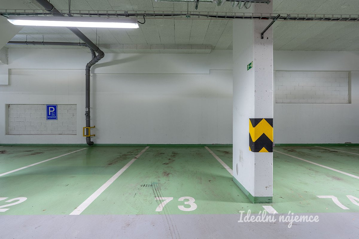 Pronájem bytu 2+kk, Modrého, Hloubětín, 24900 Kč/měs, 58 m2