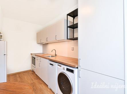 Pronájem bytu, 3+1, 65 m²