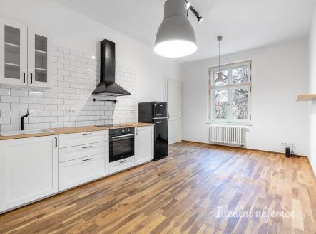 Pronájem bytu, 2+kk, 50 m²