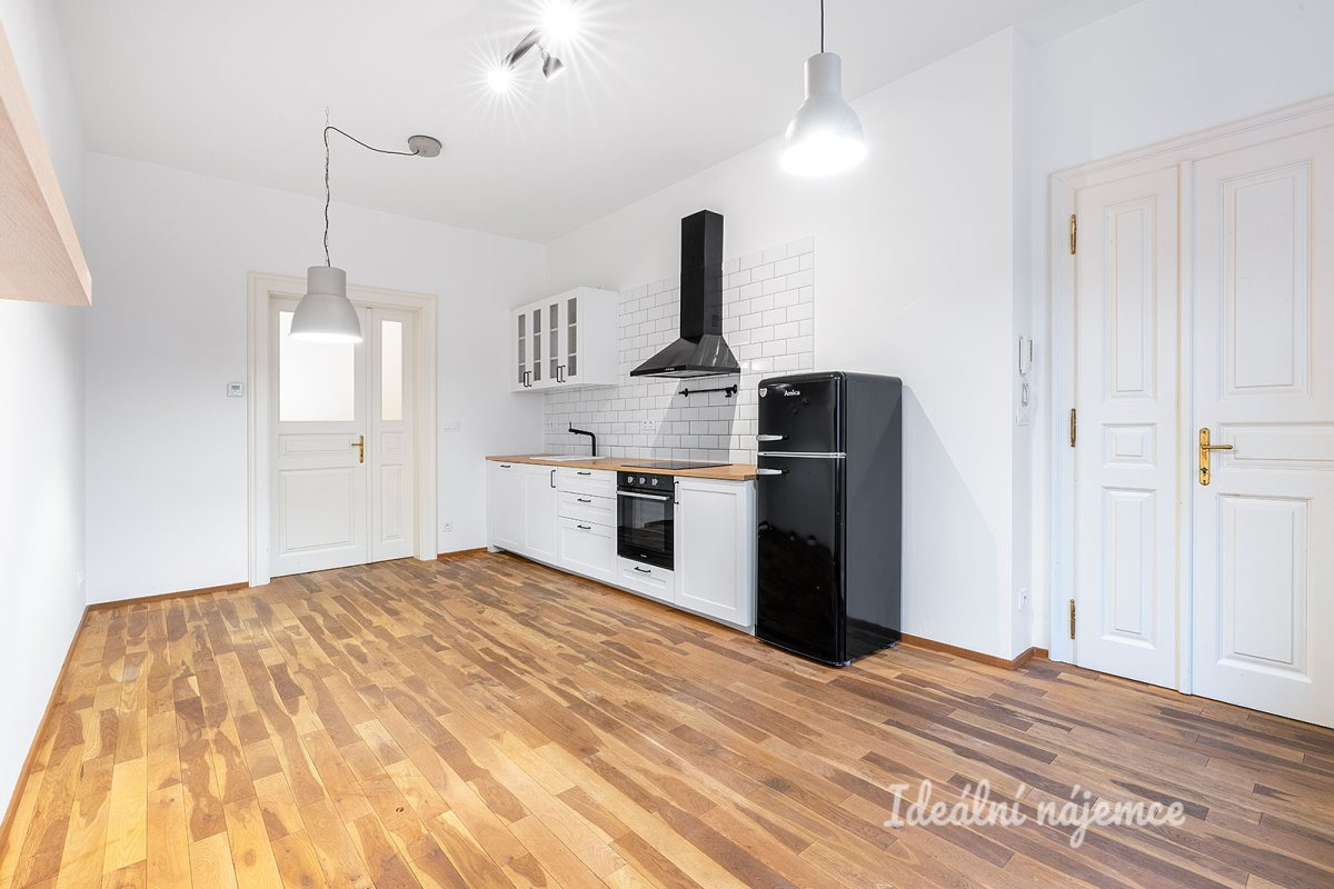 Pronájem bytu 2+kk, Krásova, Žižkov, 23 900 Kč/měs, 50 m2