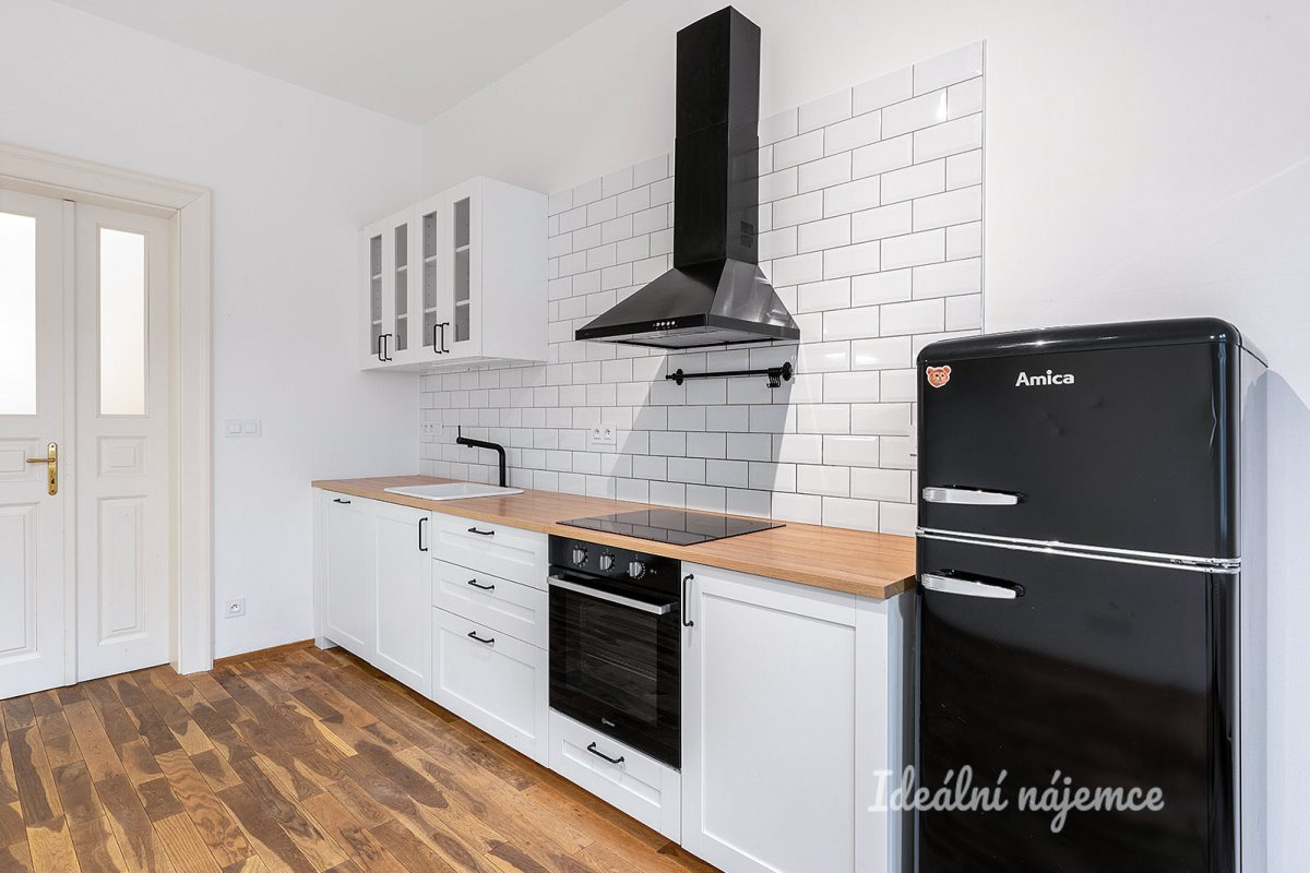 Pronájem bytu 2+kk, Krásova, Žižkov, 23 900 Kč/měs, 50 m2