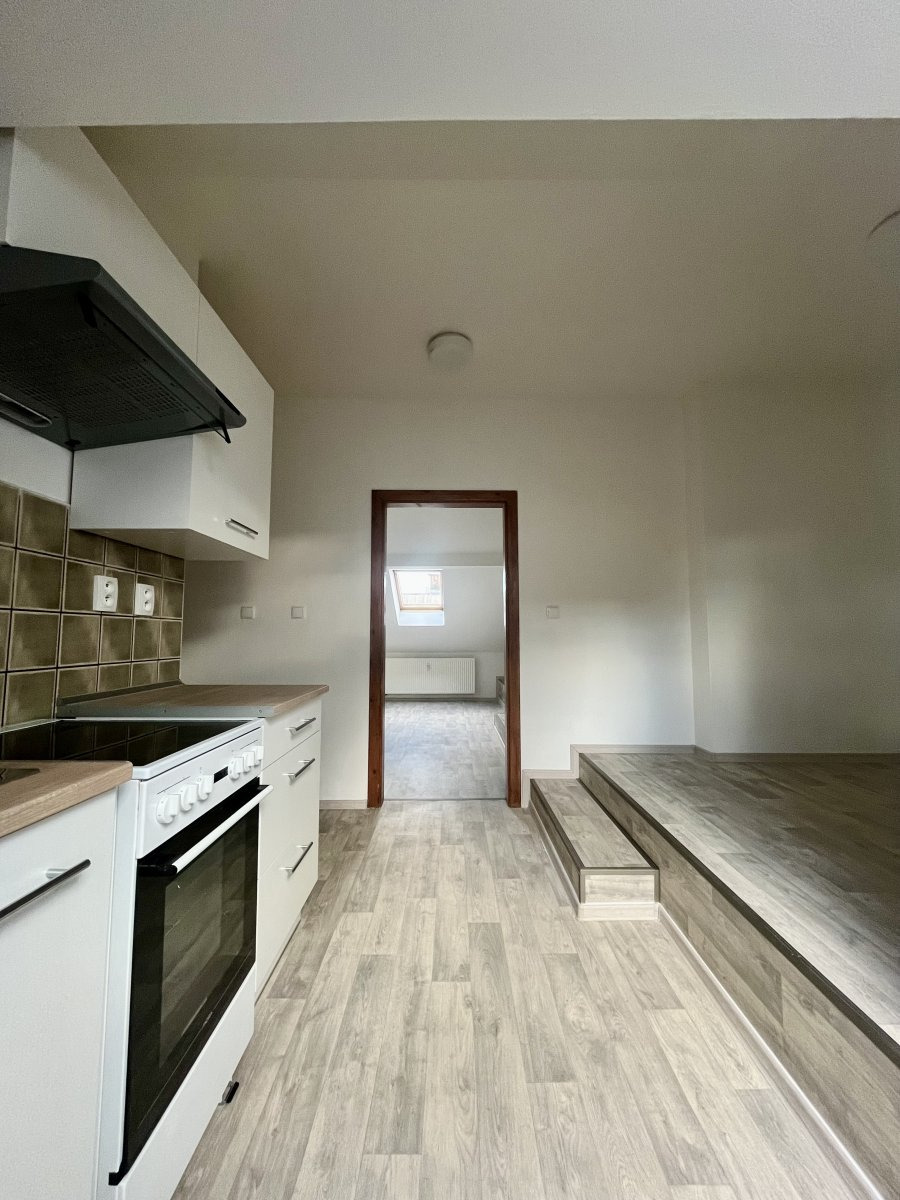 Pronájem bytu 2+kk, Hájkova, Přívoz, 12600 Kč/měs, 40 m2