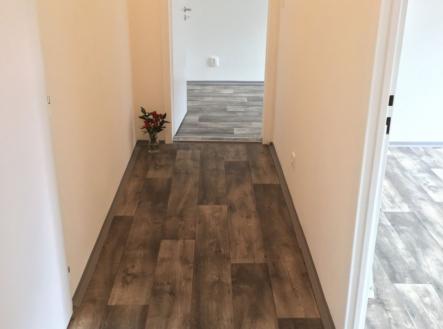 Pronájem bytu, 2+1, 44 m²